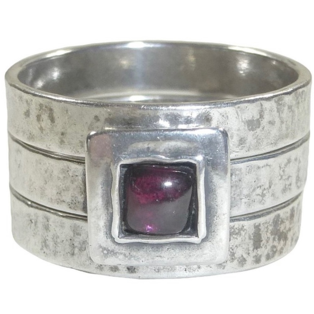 Silpada Sterling Silver
Garnet Stack Ring 8